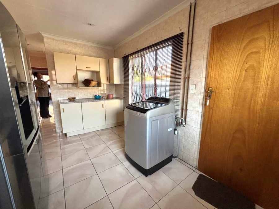 3 Bedroom Property for Sale in Alveda Park Gauteng