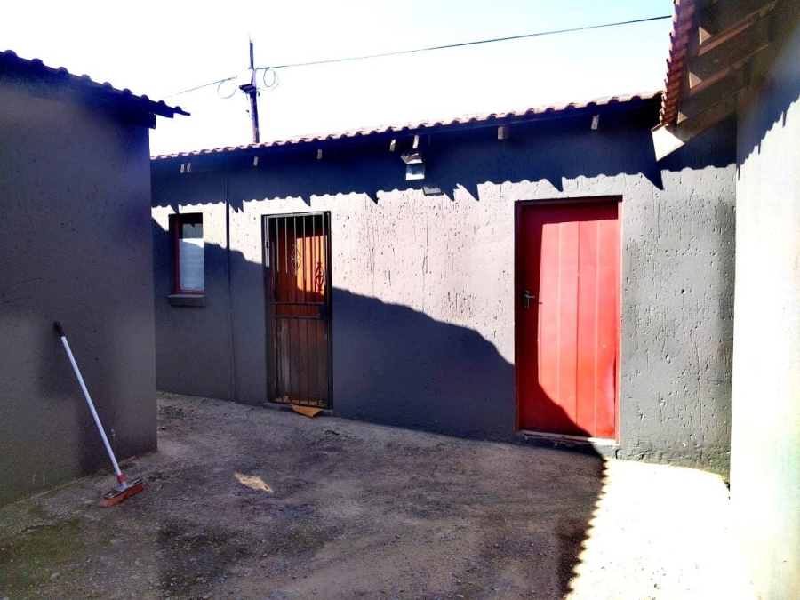 3 Bedroom Property for Sale in Alveda Park Gauteng