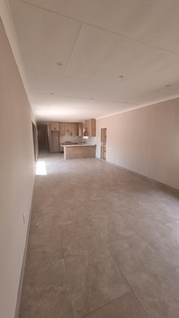 To Let 3 Bedroom Property for Rent in Beyerspark Gauteng