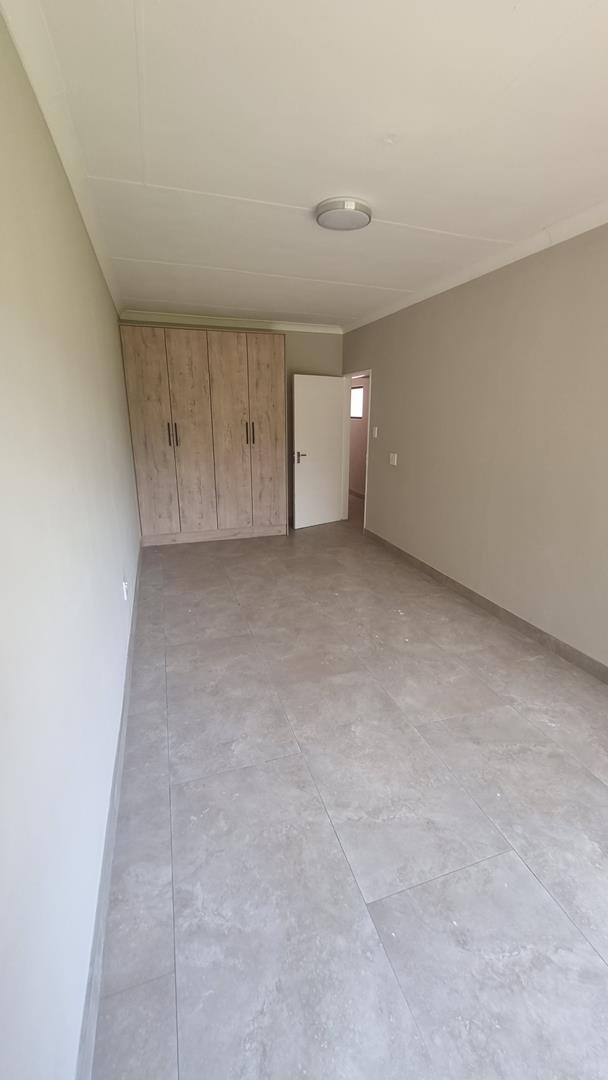 To Let 3 Bedroom Property for Rent in Beyerspark Gauteng