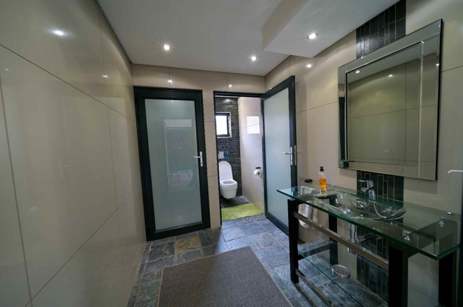5 Bedroom Property for Sale in Rynfield Gauteng