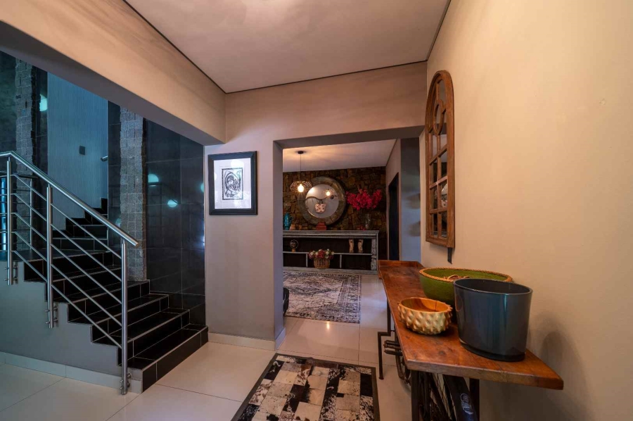 5 Bedroom Property for Sale in Rynfield Gauteng