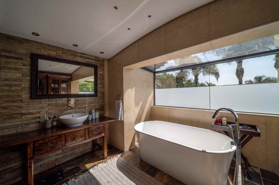 5 Bedroom Property for Sale in Rynfield Gauteng