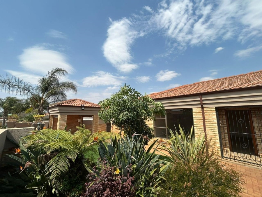 3 Bedroom Property for Sale in Pomona Gauteng