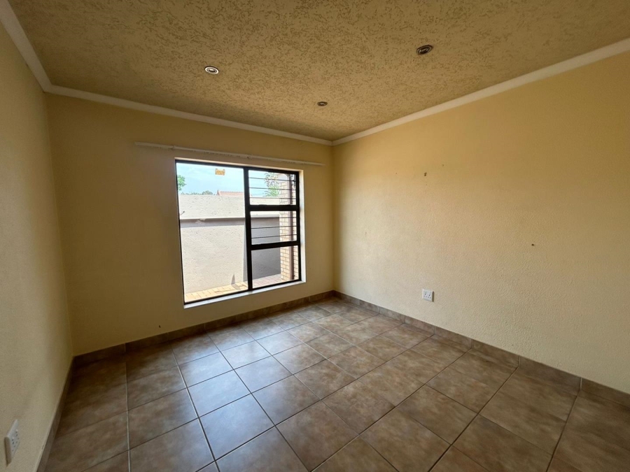 3 Bedroom Property for Sale in Pomona Gauteng