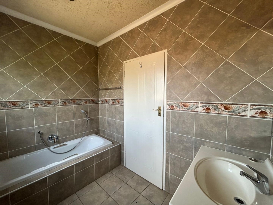 3 Bedroom Property for Sale in Pomona Gauteng