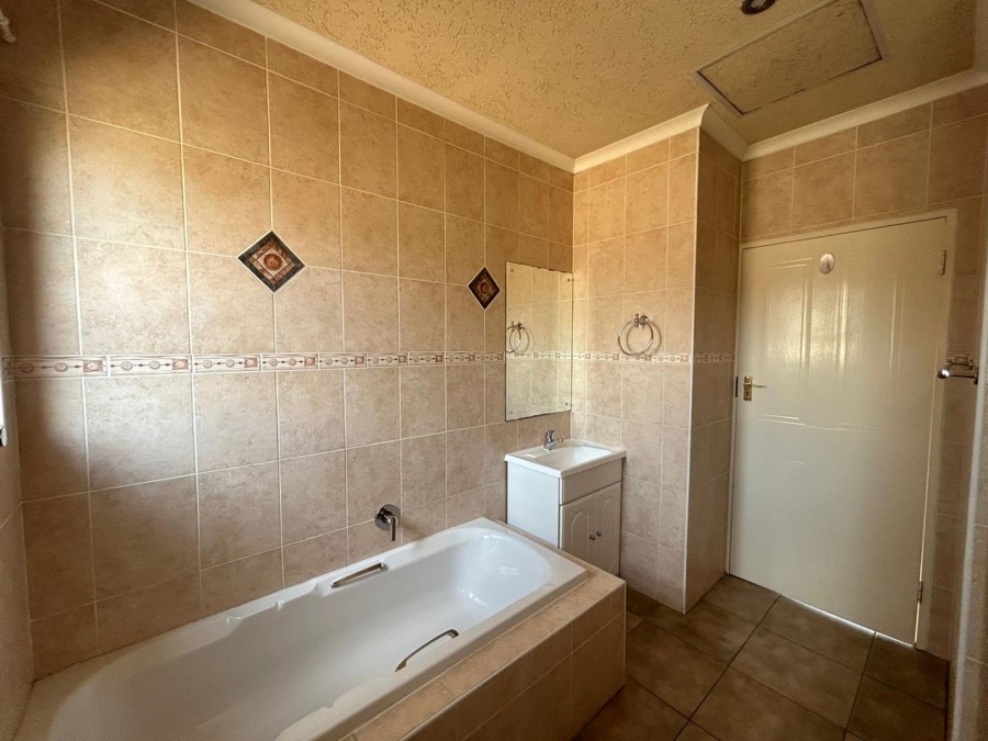 3 Bedroom Property for Sale in Pomona Gauteng