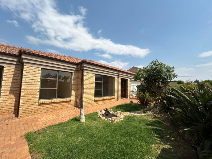 3 Bedroom Property for Sale in Pomona Gauteng