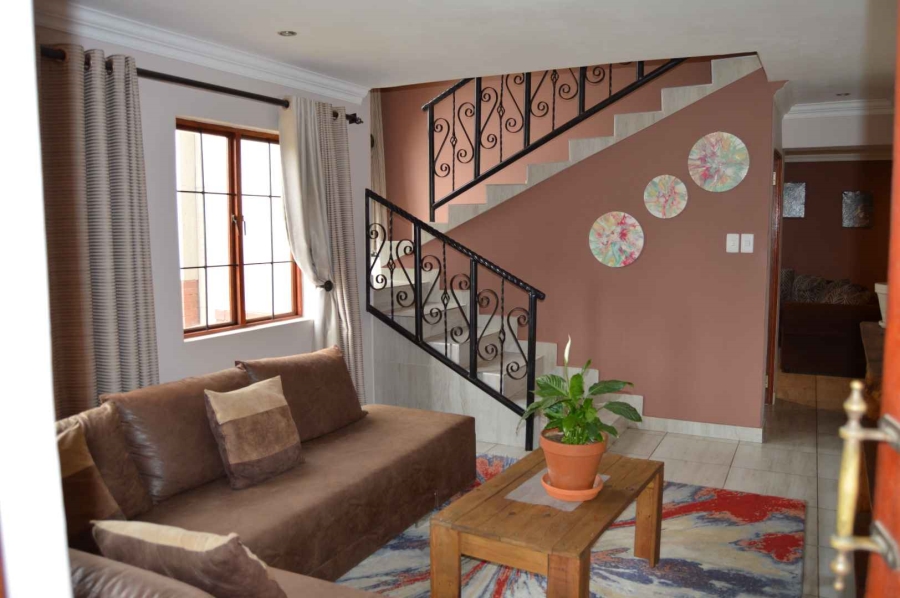 4 Bedroom Property for Sale in Verwoerdpark Gauteng