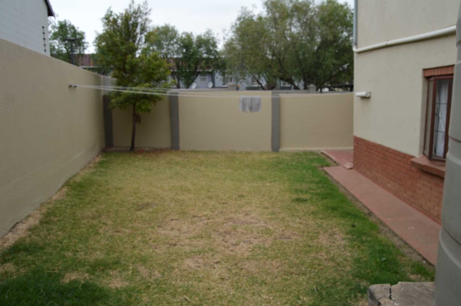 4 Bedroom Property for Sale in Verwoerdpark Gauteng