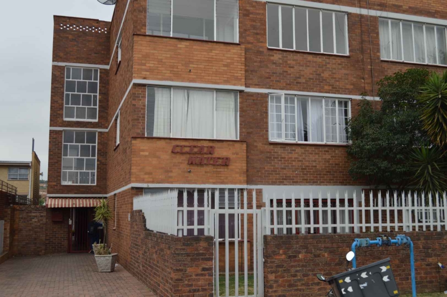 2 Bedroom Property for Sale in New Redruth Gauteng
