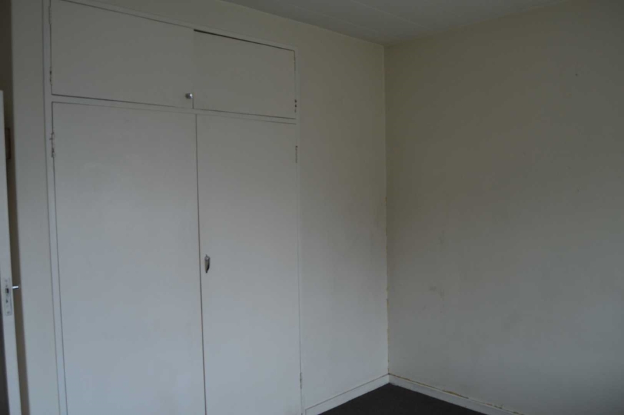 2 Bedroom Property for Sale in New Redruth Gauteng