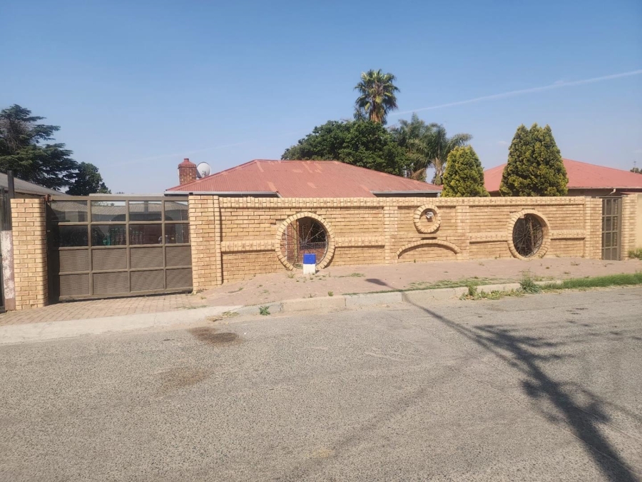 3 Bedroom Property for Sale in South Hills Gauteng