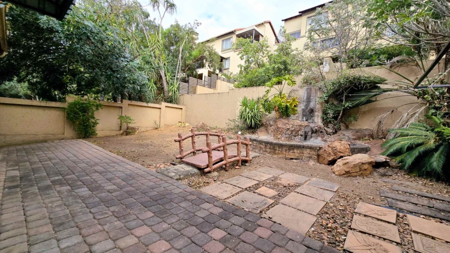 3 Bedroom Property for Sale in La Montagne Gauteng