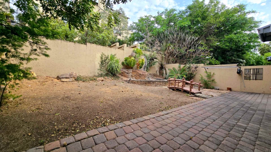 3 Bedroom Property for Sale in La Montagne Gauteng