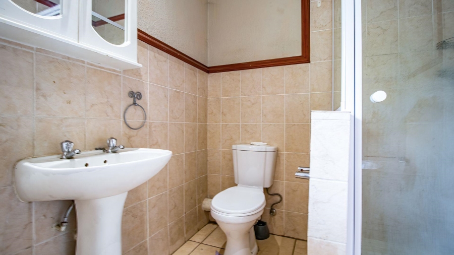 3 Bedroom Property for Sale in La Montagne Gauteng