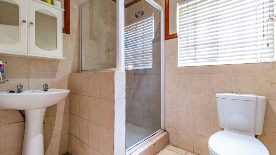 3 Bedroom Property for Sale in La Montagne Gauteng