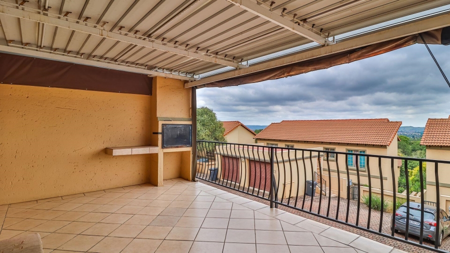 3 Bedroom Property for Sale in La Montagne Gauteng