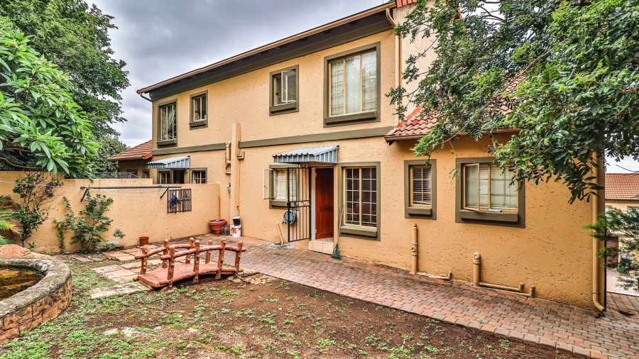 3 Bedroom Property for Sale in La Montagne Gauteng