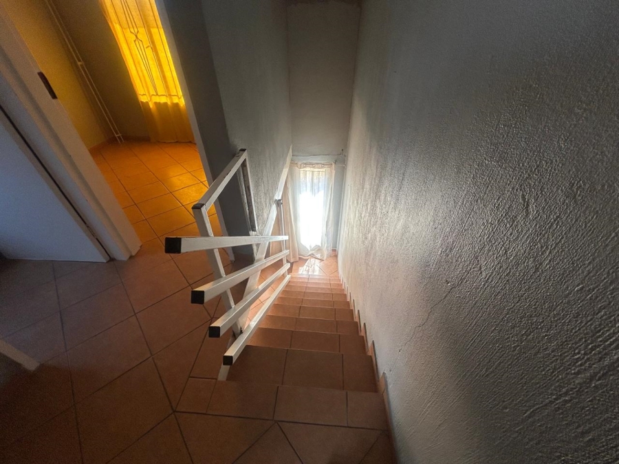 2 Bedroom Property for Sale in Lotus Gardens Gauteng