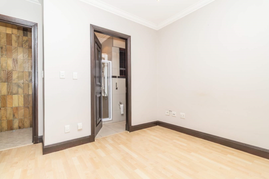 2 Bedroom Property for Sale in Morningside Gauteng