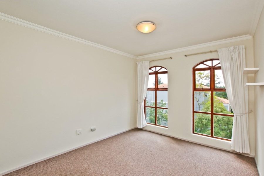 To Let 2 Bedroom Property for Rent in Craighall Gauteng
