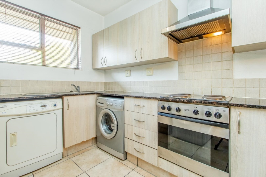 To Let 2 Bedroom Property for Rent in Morningside Gauteng