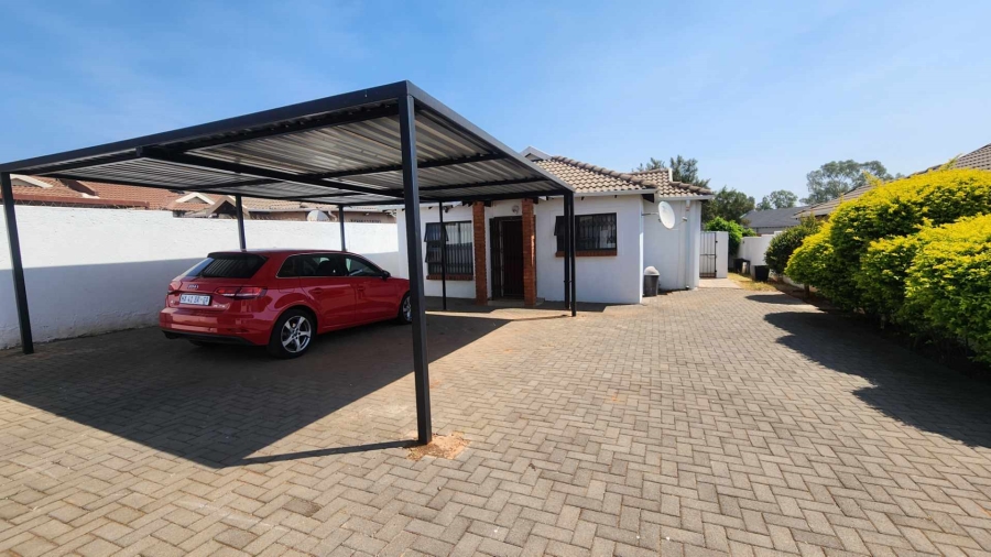 3 Bedroom Property for Sale in Amandasig Gauteng