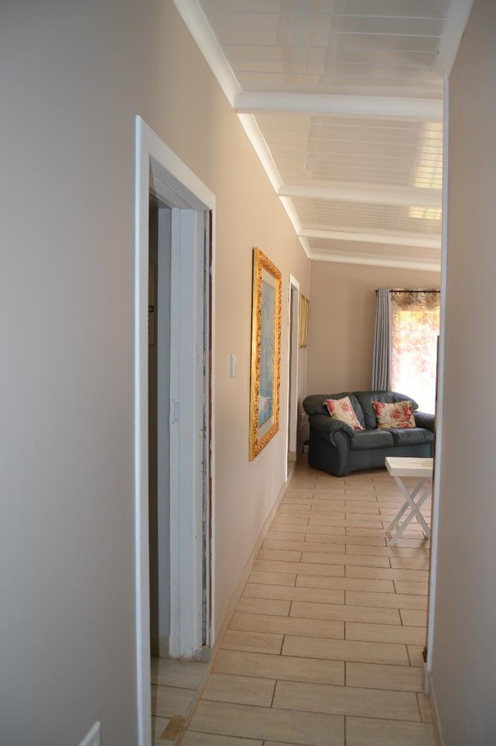 4 Bedroom Property for Sale in Unitas Park Gauteng