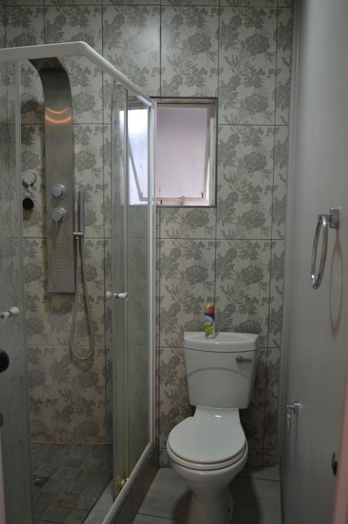 4 Bedroom Property for Sale in Unitas Park Gauteng