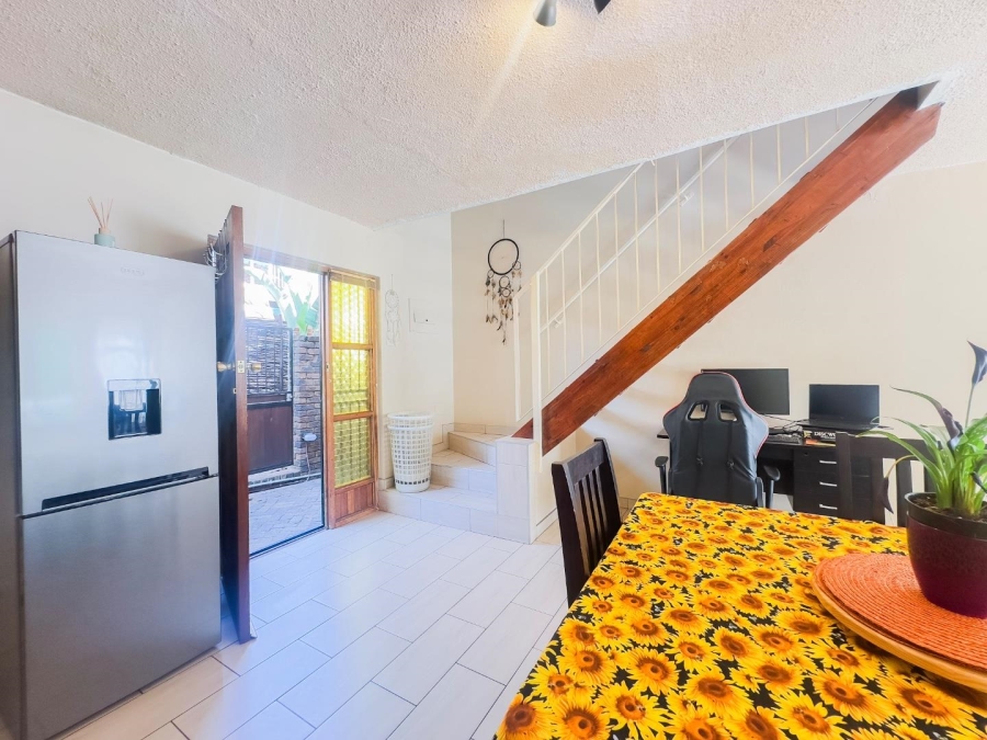 3 Bedroom Property for Sale in Garsfontein Gauteng