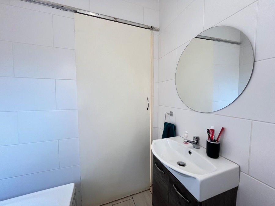 3 Bedroom Property for Sale in Garsfontein Gauteng