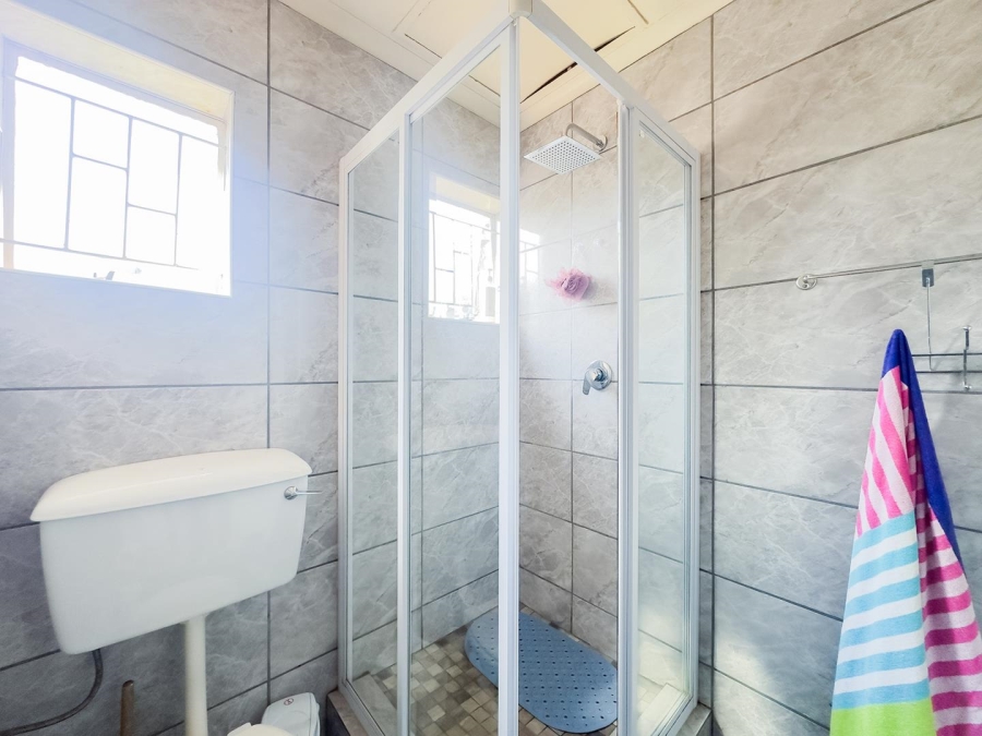 3 Bedroom Property for Sale in Garsfontein Gauteng