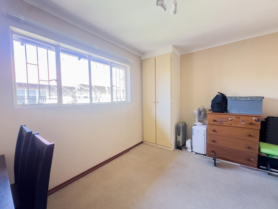 3 Bedroom Property for Sale in Garsfontein Gauteng