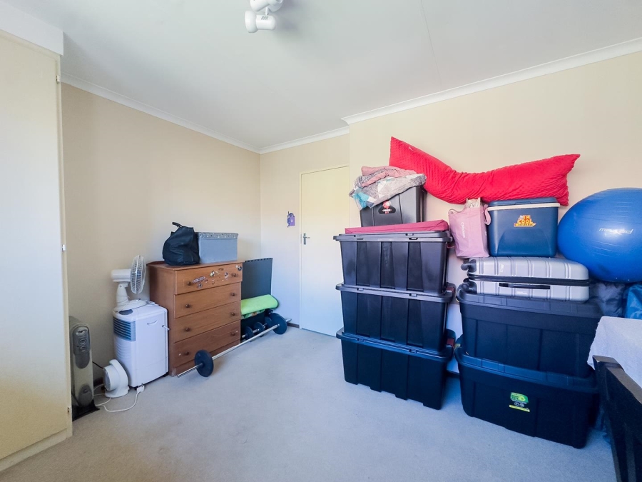 3 Bedroom Property for Sale in Garsfontein Gauteng