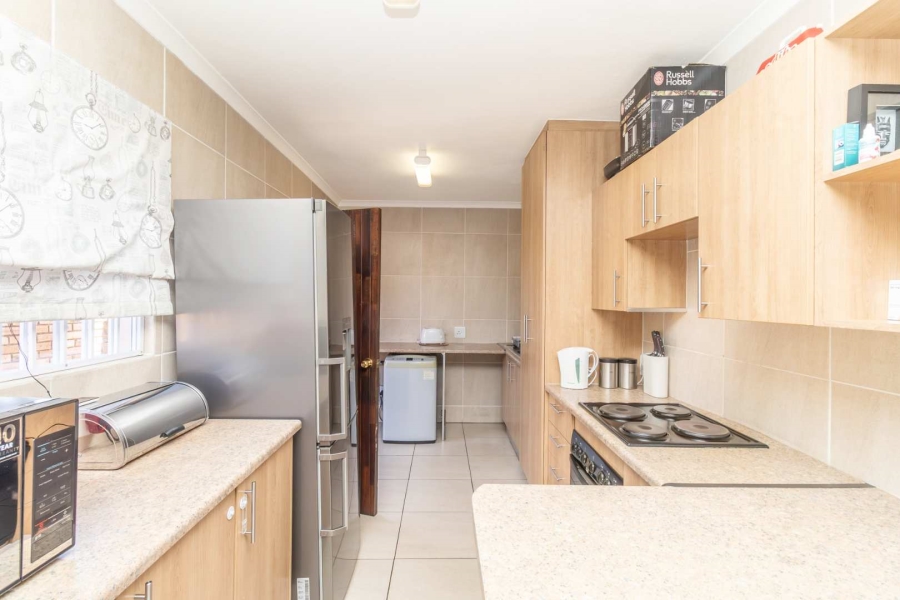3 Bedroom Property for Sale in Honeydew Manor Gauteng
