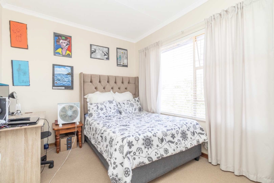 3 Bedroom Property for Sale in Honeydew Manor Gauteng