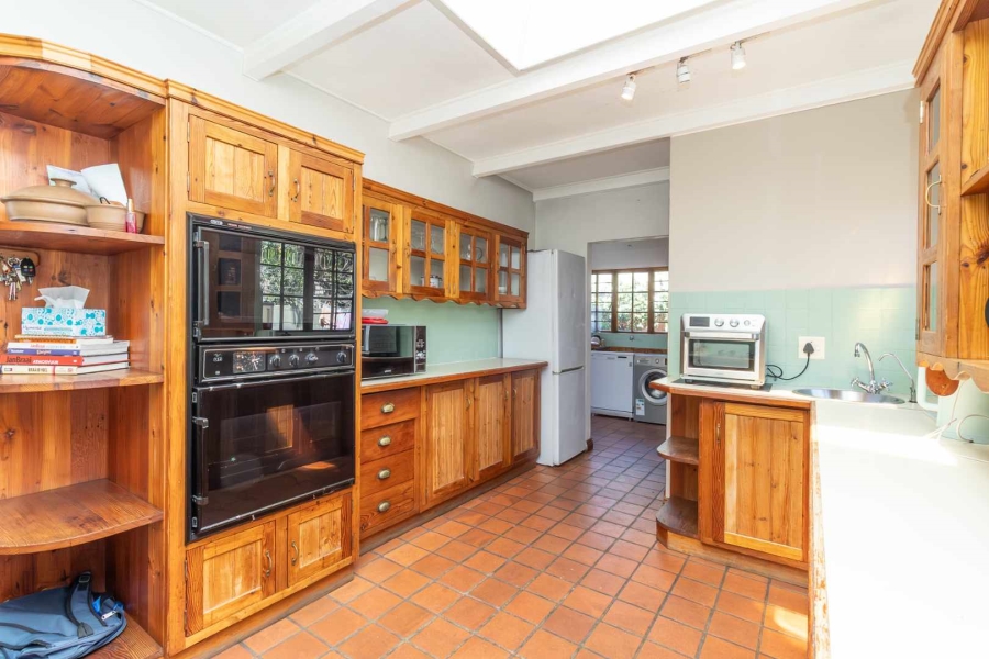 To Let 3 Bedroom Property for Rent in Linden Gauteng