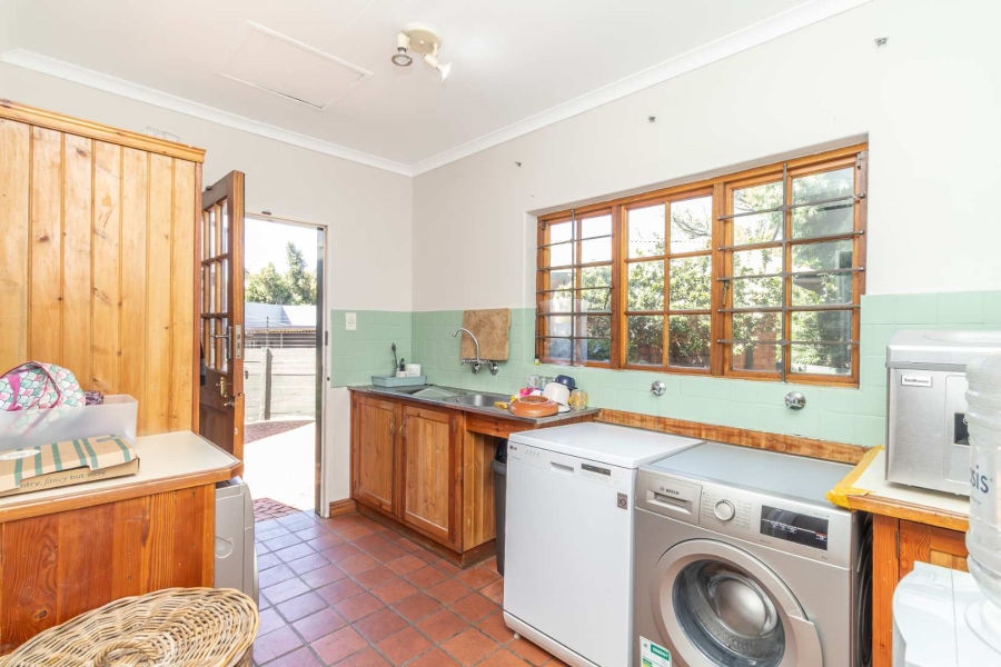 To Let 3 Bedroom Property for Rent in Linden Gauteng