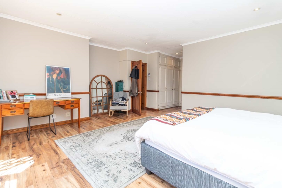 To Let 3 Bedroom Property for Rent in Linden Gauteng