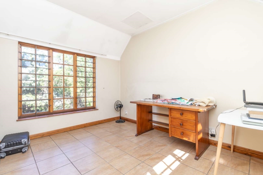 To Let 3 Bedroom Property for Rent in Linden Gauteng