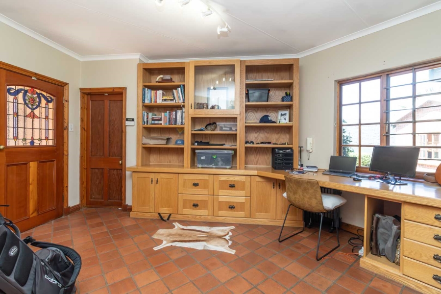 To Let 3 Bedroom Property for Rent in Linden Gauteng