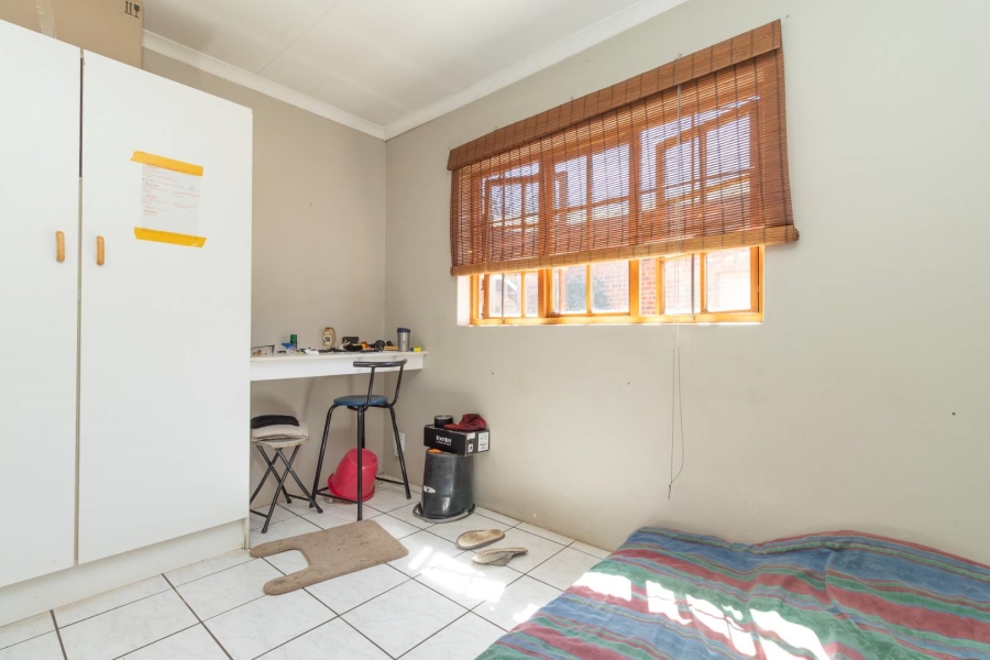 To Let 3 Bedroom Property for Rent in Linden Gauteng