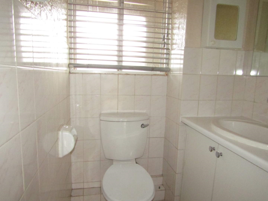 2 Bedroom Property for Sale in Glenhazel Gauteng
