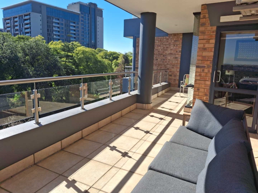 To Let 3 Bedroom Property for Rent in Benmore Gardens Gauteng