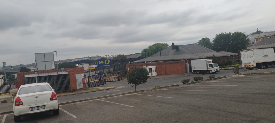 To Let commercial Property for Rent in Halfway House Gauteng