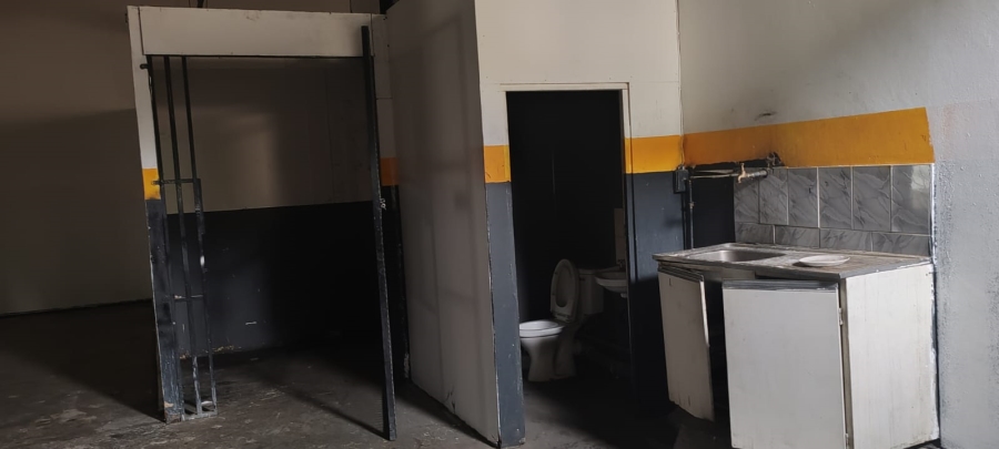 To Let commercial Property for Rent in Halfway House Gauteng