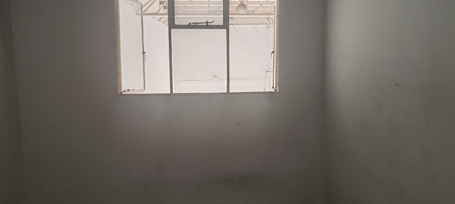 To Let commercial Property for Rent in Halfway House Gauteng