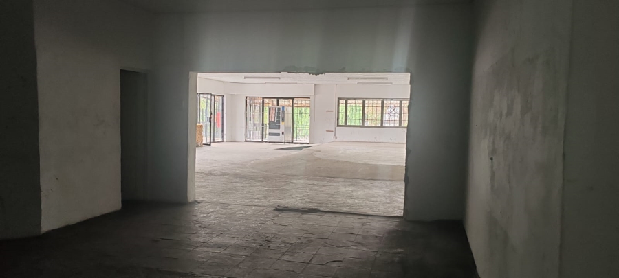 To Let commercial Property for Rent in Halfway House Gauteng