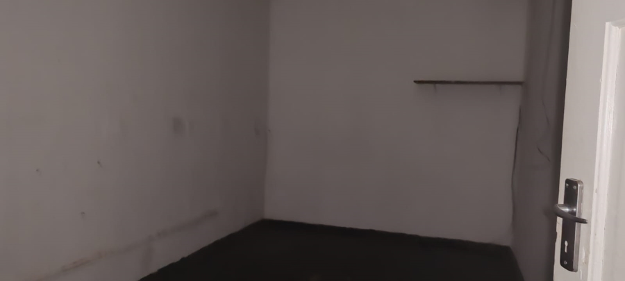 To Let commercial Property for Rent in Halfway House Gauteng